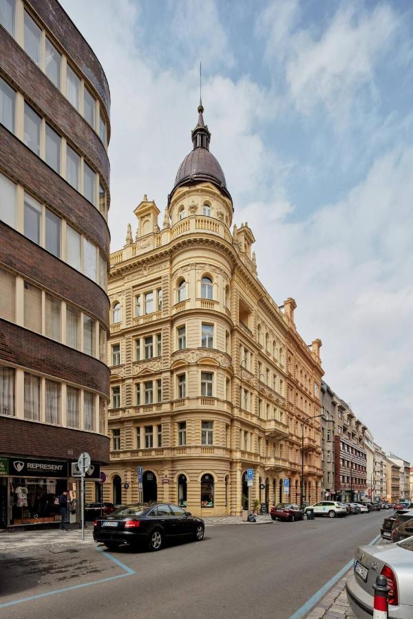 Luminous Apartment For 2 Near Wenceslas Square By Prague Days Екстер'єр фото